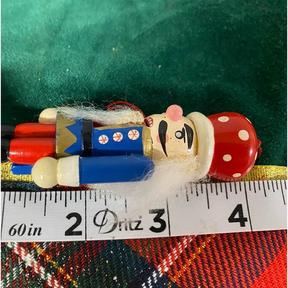 Lot of 4 Nutcracker Ornaments - Picture 7 of 8